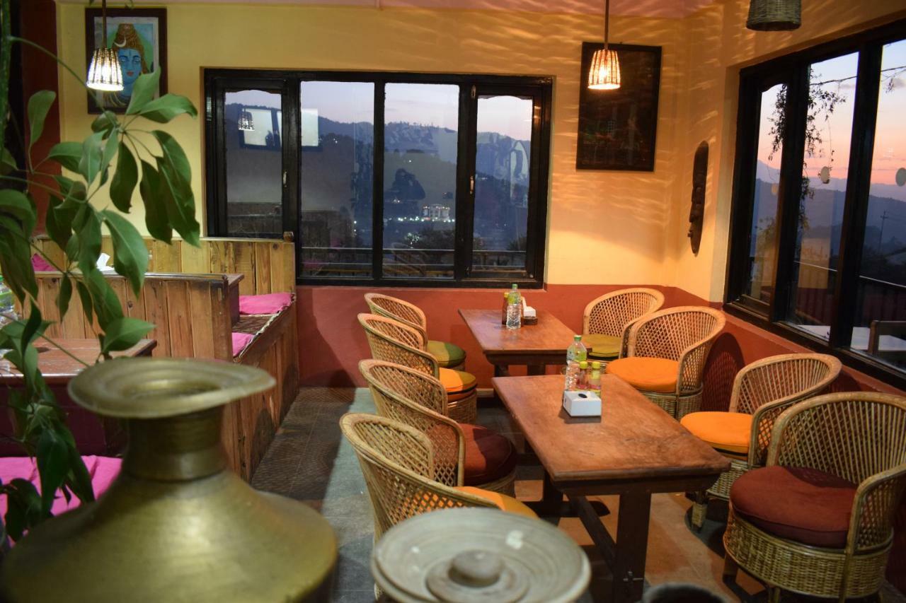 Berg House Cafe And Hotel นาการ์ก็อต ภายนอก รูปภาพ